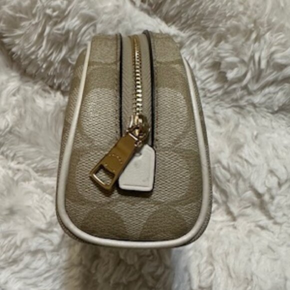 Coach Ellis Cosmetic Case - Picture 8 of 11